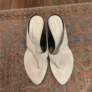 Vintage Prada Women's Cream Leather Mules